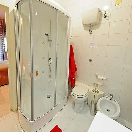 Salento Sunny House Apartamento Bríndisi